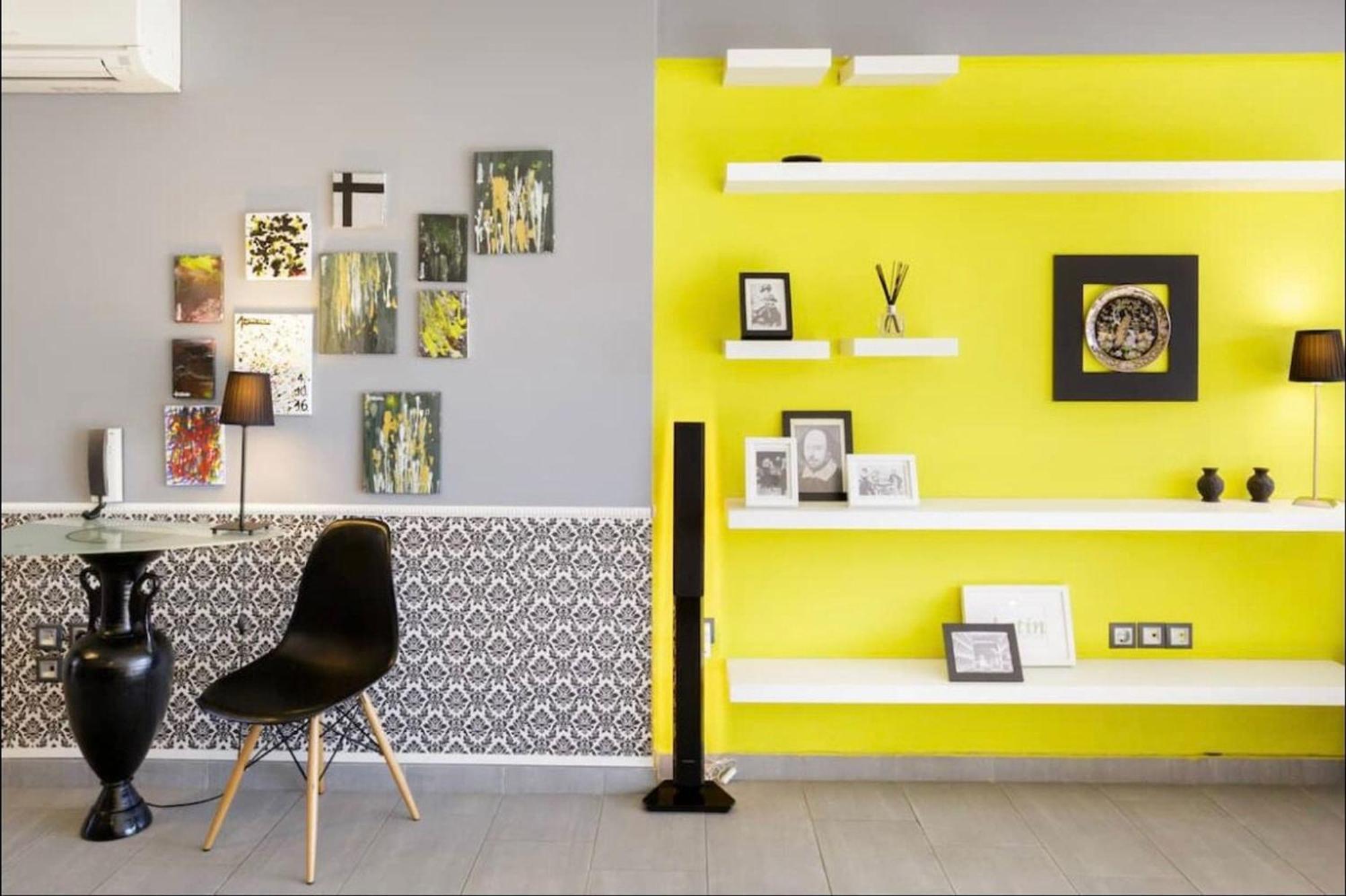 Stylish Boutique Loft With Private Balcony Apartment Athena Bagian luar foto